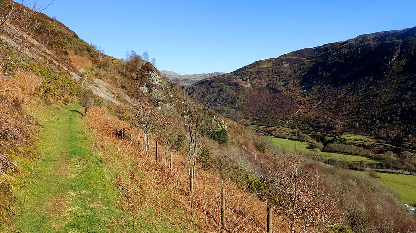 Path high above the Afon Mawddach