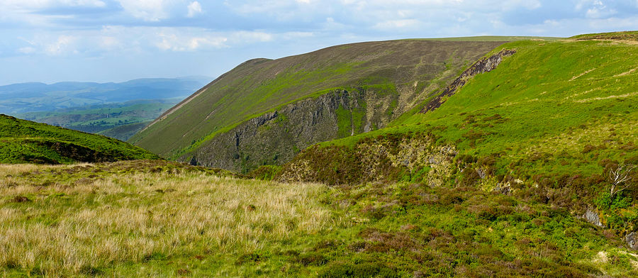Cliffs of Tarren Gesail