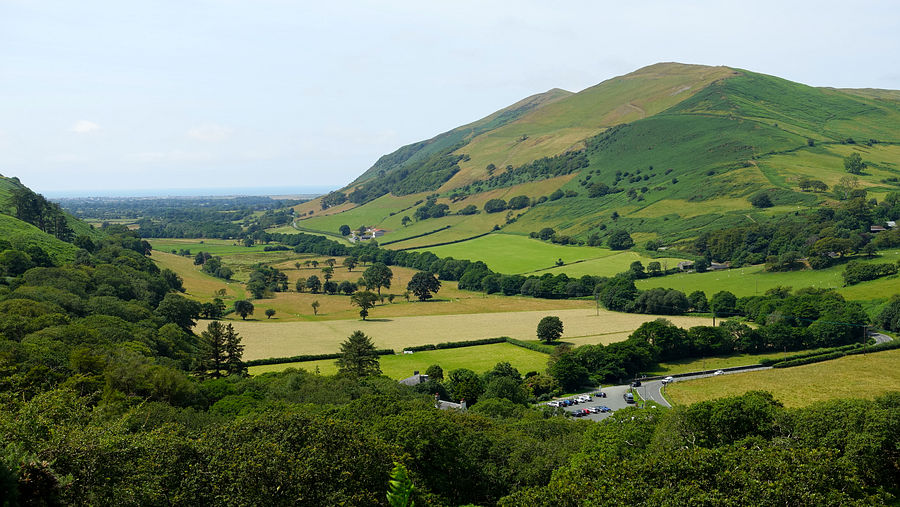 View back to Foel Wyllt and the sea