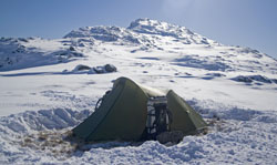 Deep snow pitch on Aran Benllyn Deep snow pitch on Aran Benllyn